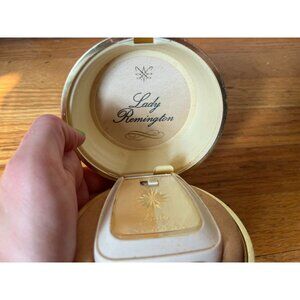 Vintage MCM Lady Remington Electric Women's Razor with Case + Cord